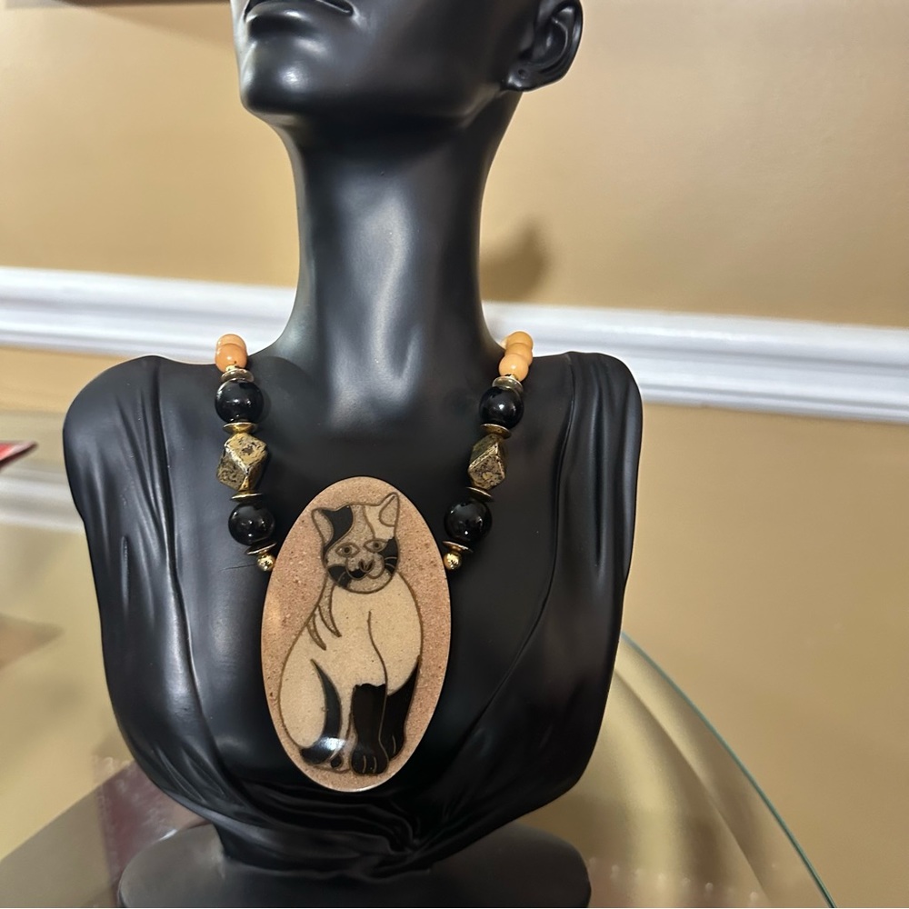 Vintage beaded cat necklace